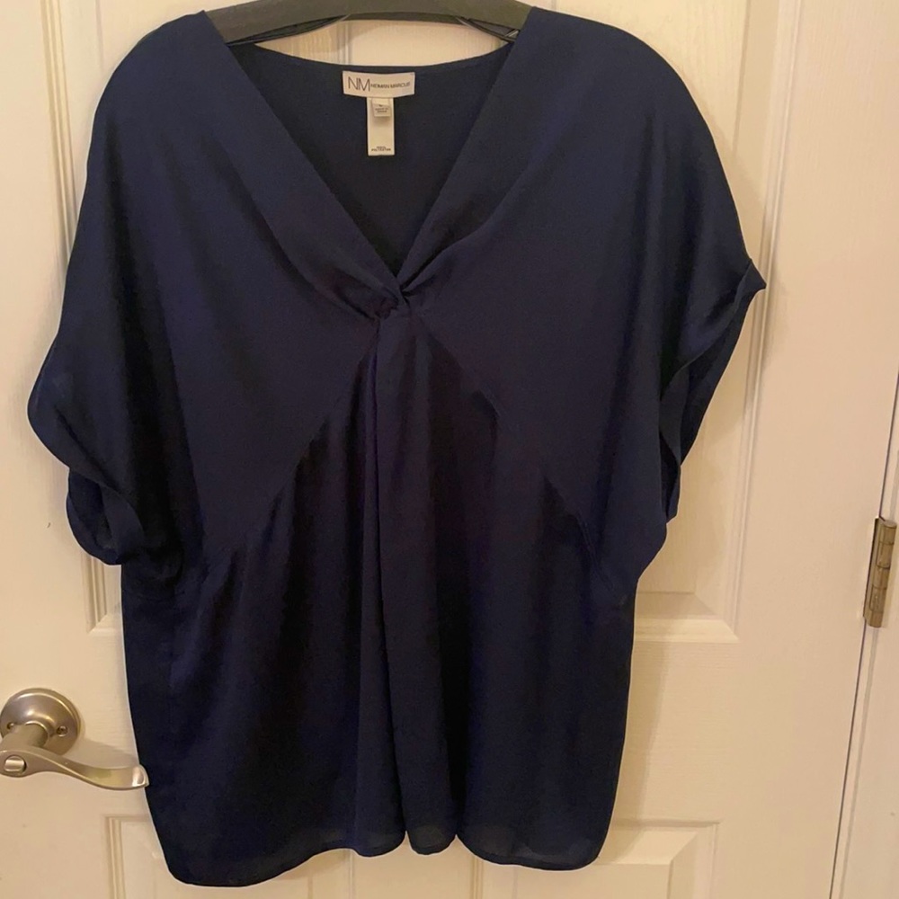 Neiman Marcus short sleeved dressy top, silk feel